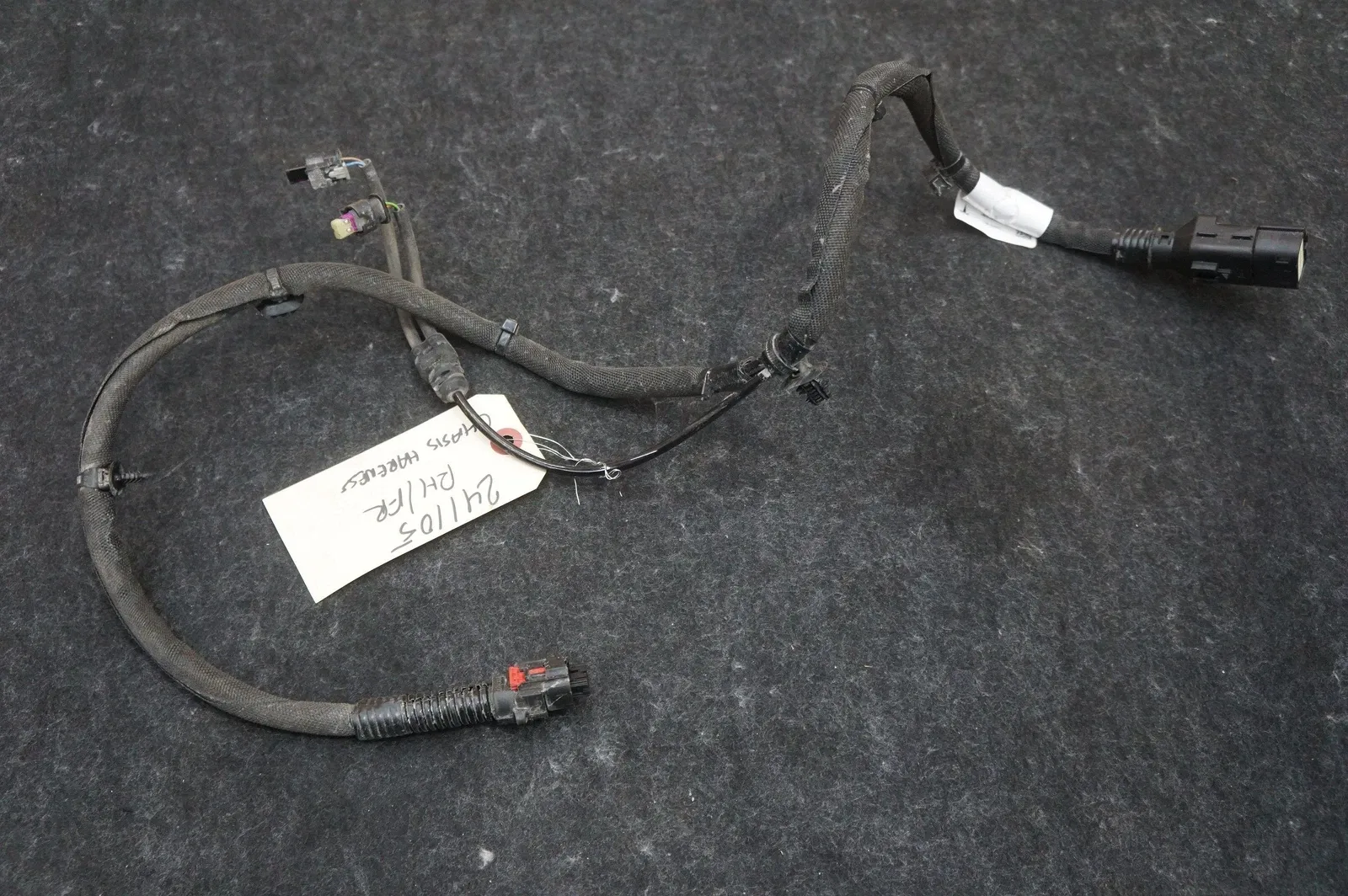 1250761-00-E Жгут проводки шасі — передній CHASSIS HARNESS – FRONT