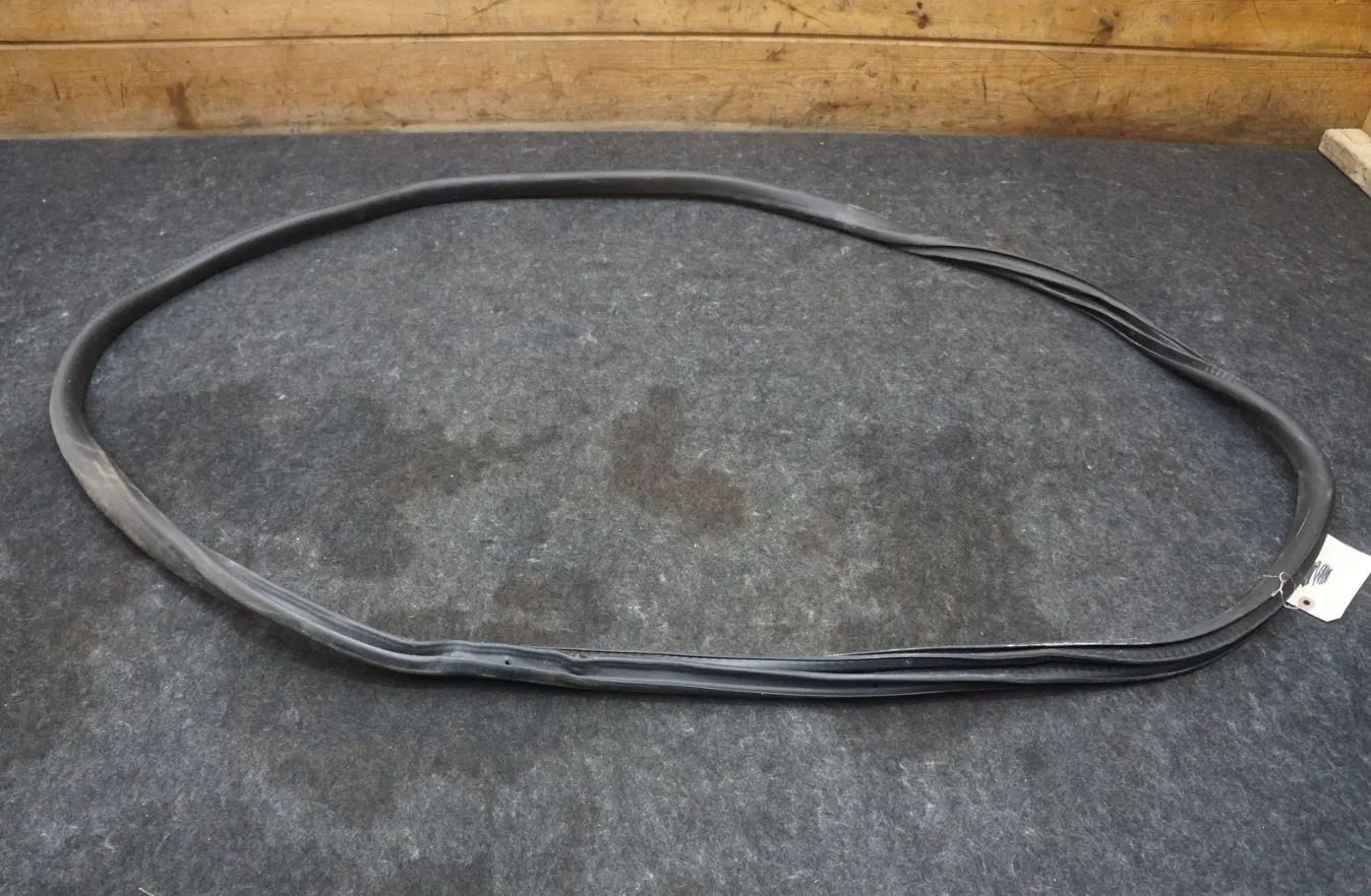 1807548-00-E Основний ущільнювач кузова задній правий PRIMARY BODY SEAL – REAR – RIGHT HAND