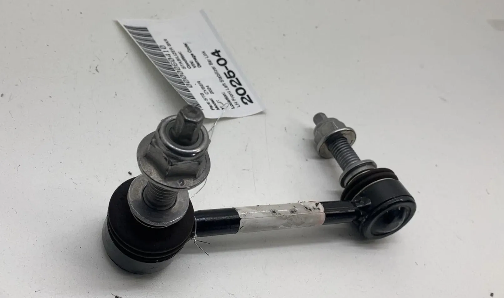 1250391-00-B Стійка переднього стабілізатора в зборі — ліва сторона FRONT STABILIZER BAR LINK ASSEMBLY – LEFT HAND