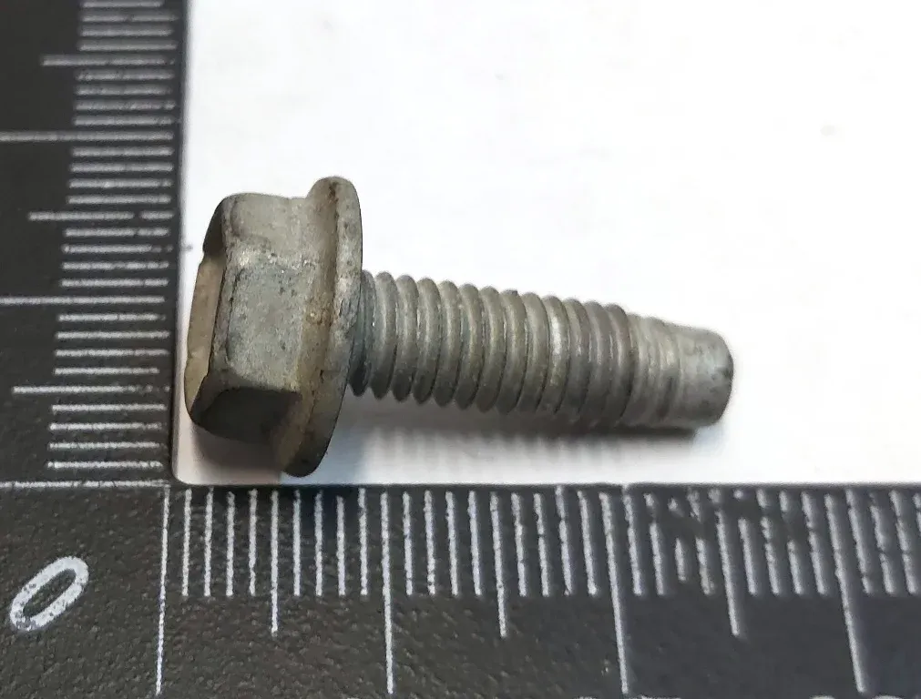 1006381-00-A Болт маси з боку привідного модуля – M6-1.25×16 BOLT