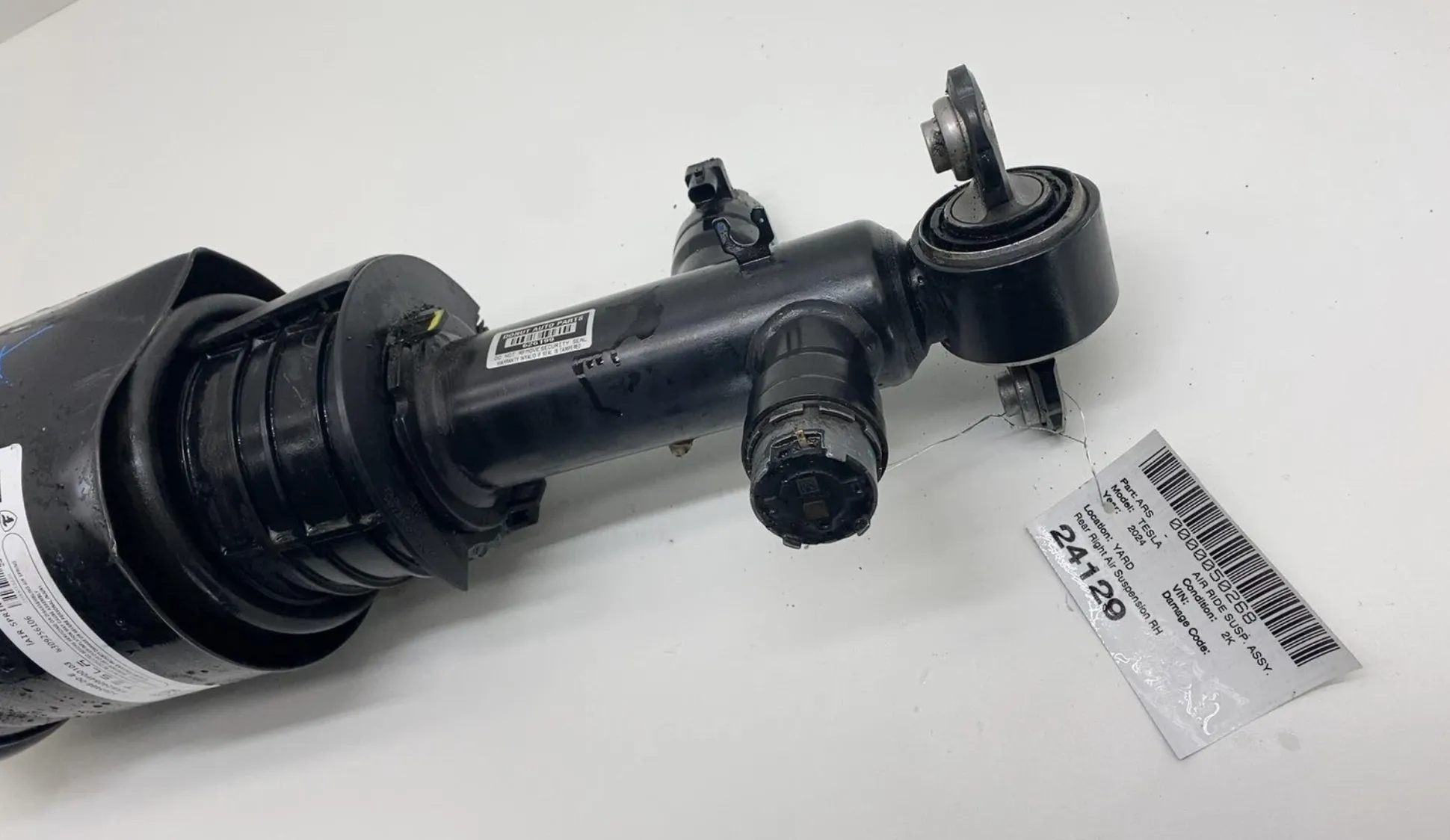 1250466-00-E Модуль задньої пневматичної пружини – права сторона REAR AIR SPRING MODULE – RIGHT HAND