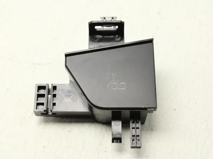 1819245-04-C Електричний перемикач відкриття дверей — правий ELECTRIC DOOR RELEASE SWITCH – RIGHT HAND