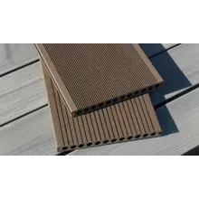 BPC Hohlkammerdiele WoodoMallorca, 25 x 250 mm, dunkelbraun, 4 m lang BPC Hohlkammerdiele WoodoMallorca, 25 x 250 mm, dunkelbraun, 4 m lang