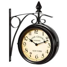 Deuba® Retrolook Bahnhofsuhr Schwarz zweiseitig Deuba® Retrolook Bahnhofsuhr Schwarz zweiseitig