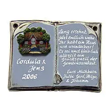 Keramikschild als Buch für Ehrungen und besondere Anlässe - Größe: 20x14 cm Keramikschild als Buch für Ehrungen und besondere Anlässe - Größe: 20x14 cm