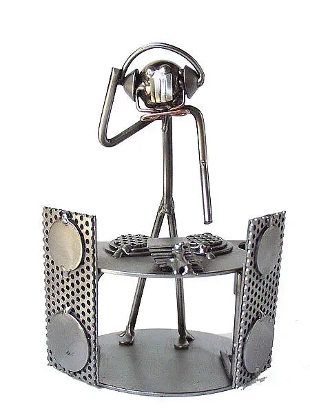 Metallmann Discjockey - Wired Line Metallmann Discjockey - Wired Line