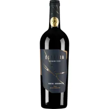 Elettra Shining Star Primitivo Negroamaro Puglia IGT Elettra Shining Star Primitivo Negroamaro Puglia IGT