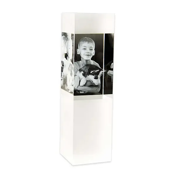 Leuchtstele für Tierfreunde mit individuellem Glasfoto in 3D Optik Leuchtstele für Tierfreunde mit individuellem Glasfoto in 3D Optik