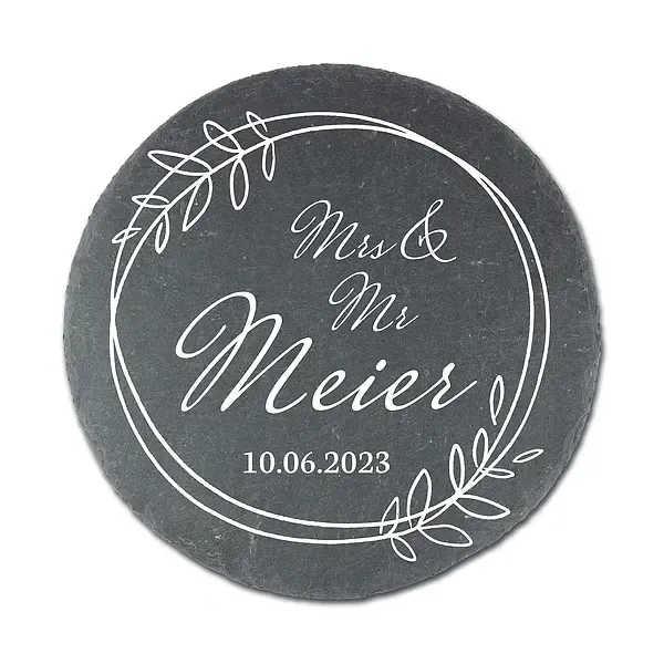 Rundes Schieferschild zur Hochzeit mit Namen des Brautpaares Rundes Schieferschild zur Hochzeit mit Namen des Brautpaares