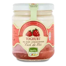 Joghurt mit HimbeerenLüch da Pcei, Alta Badia Joghurt mit HimbeerenLüch da Pcei, Alta Badia
