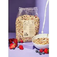 Beeren Müsli mit Knusper Dinkelflakes 1 kg Beeren Müsli mit Knusper Dinkelflakes 1 kg