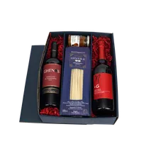 Vinolisa Selezione Präsent "Passione" - Wein und Feinkost in hochwertiger Geschenkverpackung Vinolisa Selezione Präsent "Passione" - Wein und Feinkost in hochwertiger Geschenkverpackung