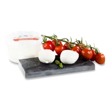 Mozzarella di Bufala Rohmilch mini, mind. 52% Fett i. Tr. Mozzarella di Bufala Rohmilch mini, mind. 52% Fett i. Tr.