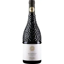 Tagaro Seicaselle Negroamaro Puglia IGP Tagaro Seicaselle Negroamaro Puglia IGP