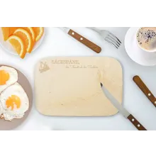 Schneidebrett mit graviertem Zunftzeichen und Wunschtext  Schneidebrett mit graviertem Zunftzeichen und Wunschtext