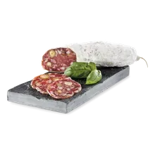 Salami mit Haselnüssen Salami mit Haselnüssen