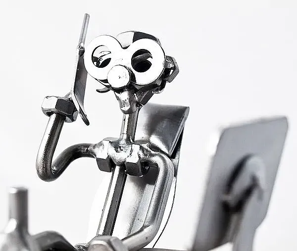 Schraubenmännchen fürs Büro - Stift- und Papierhalter Schraubenmännchen fürs Büro - Stift- und Papierhalter