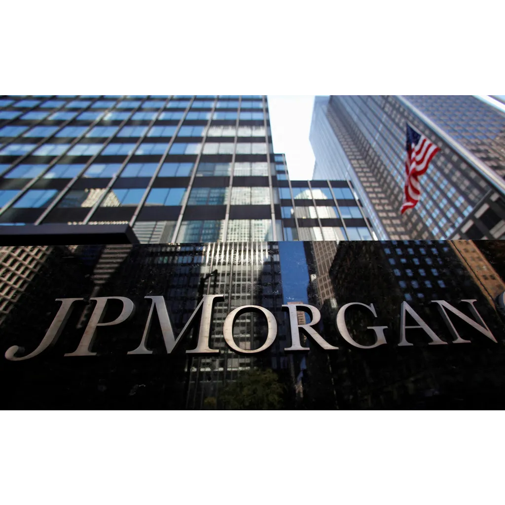 Senator Lummis criticizes JPMorgan claims anti crypto policies push industry offshore Senator Lummis criticizes JPMorgan claims anti crypto policies push industry offshore