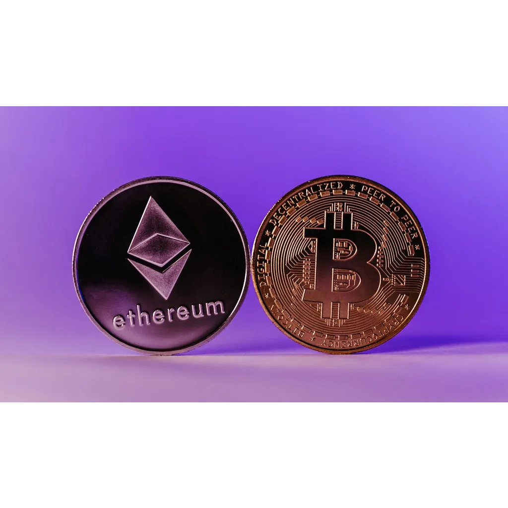 Bitcoin and Ethereum Sentiment Turns Deeply Bearish as XRP Diverges Bitcoin and Ethereum Sentiment Turns Deeply Bearish as XRP Diverges