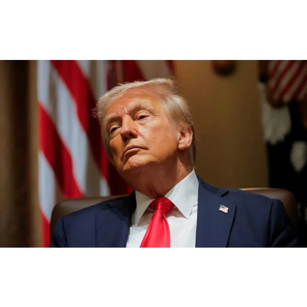 Trump Memecoins Collapse: Insiders Profit as Retail Faces Billions in Losses Trump Memecoins Collapse: Insiders Profit as Retail Faces Billions in Losses