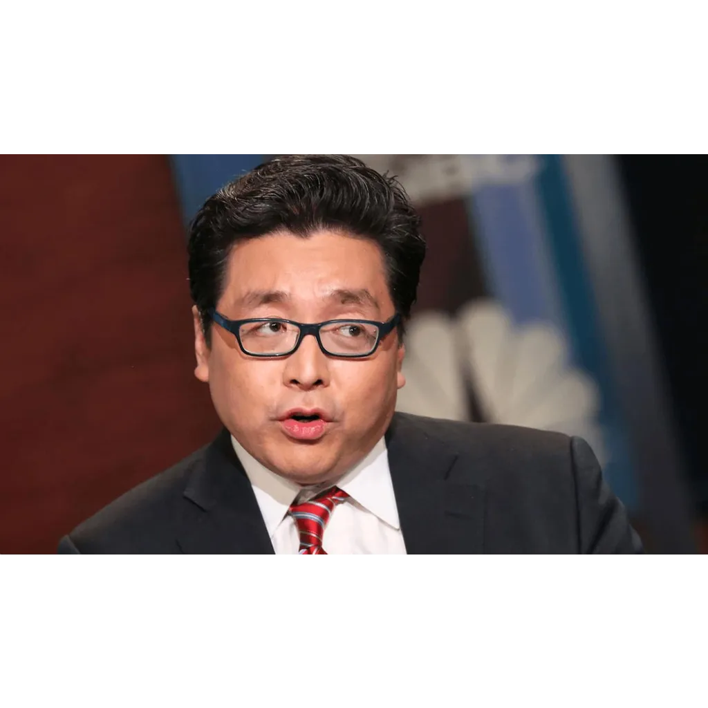 Tom Lee Sees New Bitcoin High in January, Flags Volatile 2026 Ahead Tom Lee Sees New Bitcoin High in January, Flags Volatile 2026 Ahead