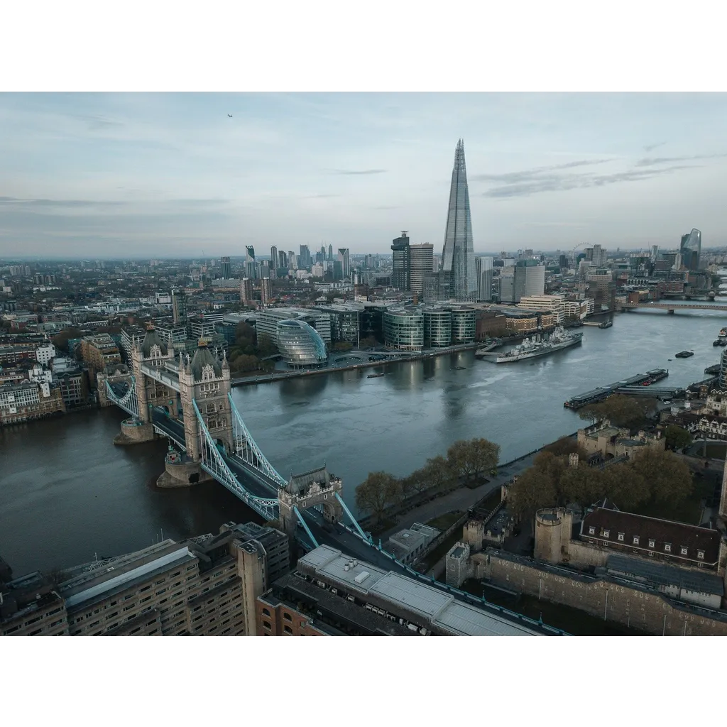 UK Bitcoin ETNs approved in 2024 boost institutional adoption by 15%, reshaping Britain’s crypto role. UK Bitcoin ETNs approved in 2024 boost institutional adoption by 15%, reshaping Britain’s crypto role.
