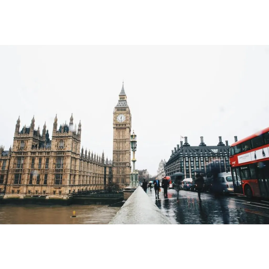 UK’s shortest-serving Chancellor makes bold bitcoin bet UK’s shortest-serving Chancellor makes bold bitcoin bet