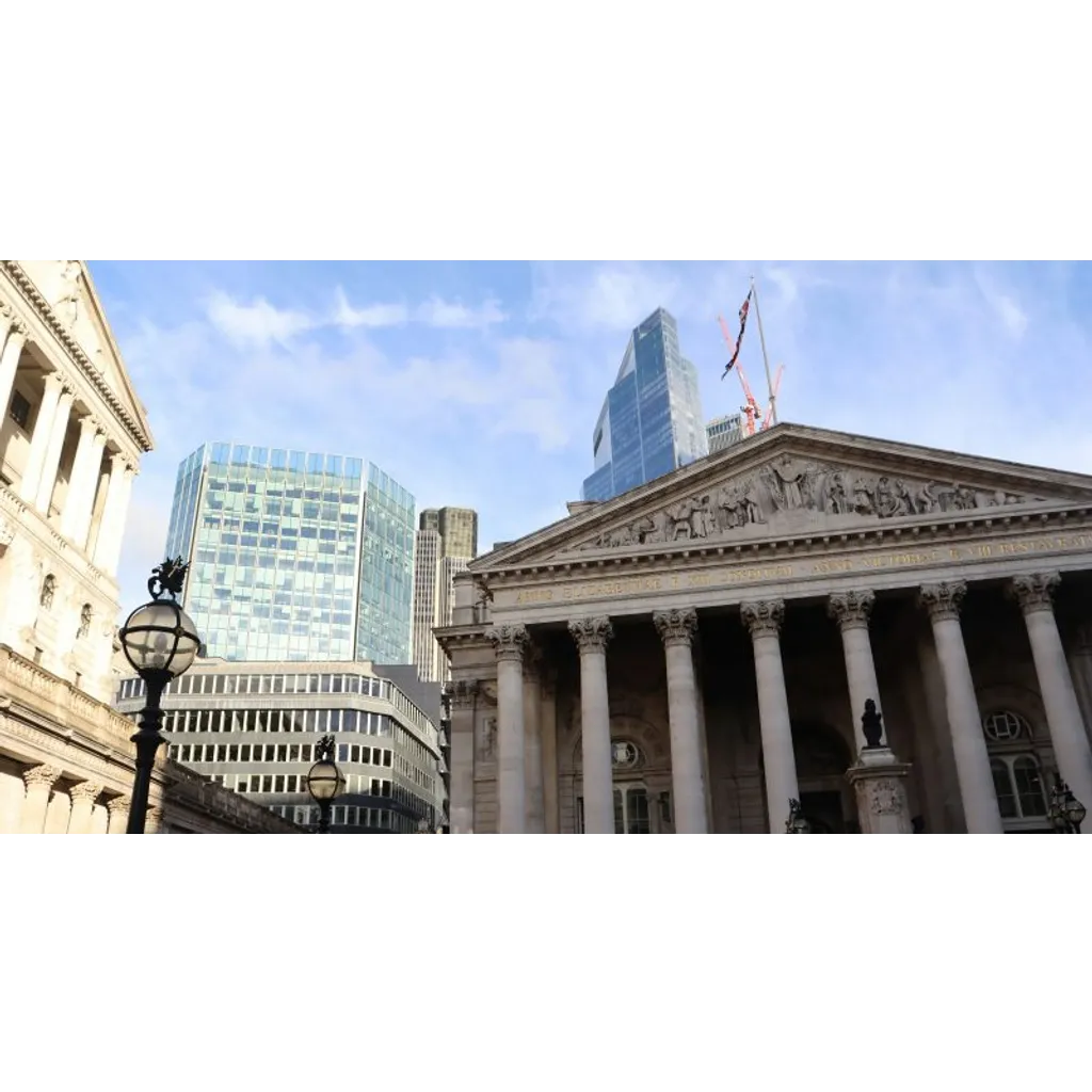 Global regulators review cryptocurrency banking rules during stablecoin market expansion Global regulators review cryptocurrency banking rules during stablecoin market expansion