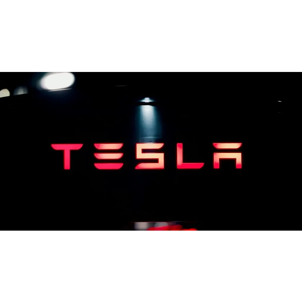 Tesla snaps streak of seven consecutive session gains Tesla snaps streak of seven consecutive session gains