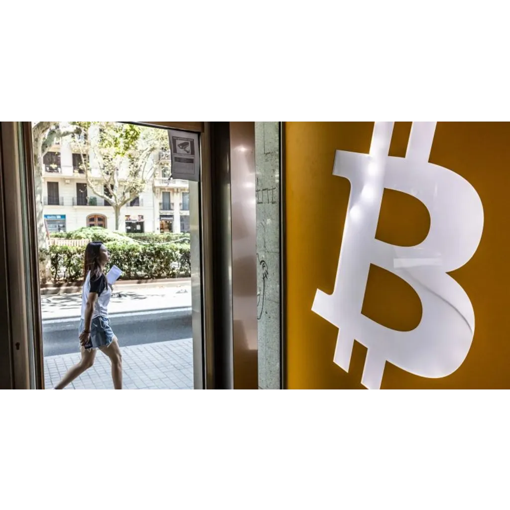 100 public Bitcoin treasury companies each hold over 100 BTC 100 public Bitcoin treasury companies each hold over 100 BTC