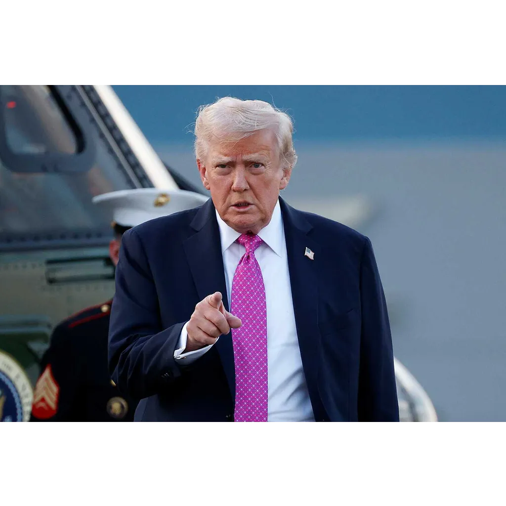 Lawmaker proposes ban on Trump cryptocurrency and stock trading activities Lawmaker proposes ban on Trump cryptocurrency and stock trading activities