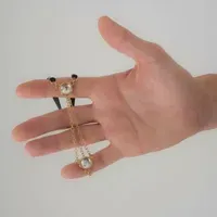 Sylvie Monthulé - Schmuck für Paare Intimer Klopfer Sylvie Monthulé - Schmuck für Paare Intimer Klopfer