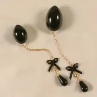 Sylvie Monthulé - Penetrationsschmuck Goldenes Ei Sylvie Monthulé - Penetrationsschmuck Goldenes Ei