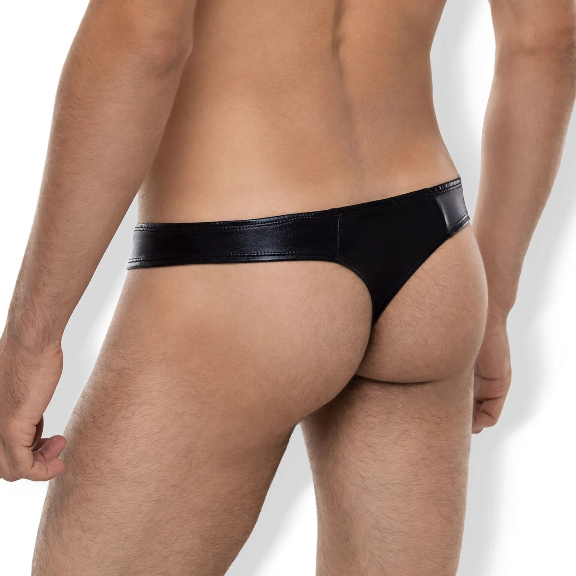 String in Leder-Optik String in Leder-Optik