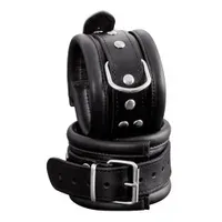 Xx-DreamsToys: Leder-Fußfesseln breit, schwarz Xx-DreamsToys: Leder-Fußfesseln breit, schwarz
