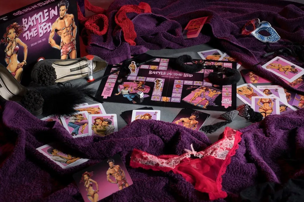 Kinky Brettspiel für Paare "Schmuseduell" – Bild 3