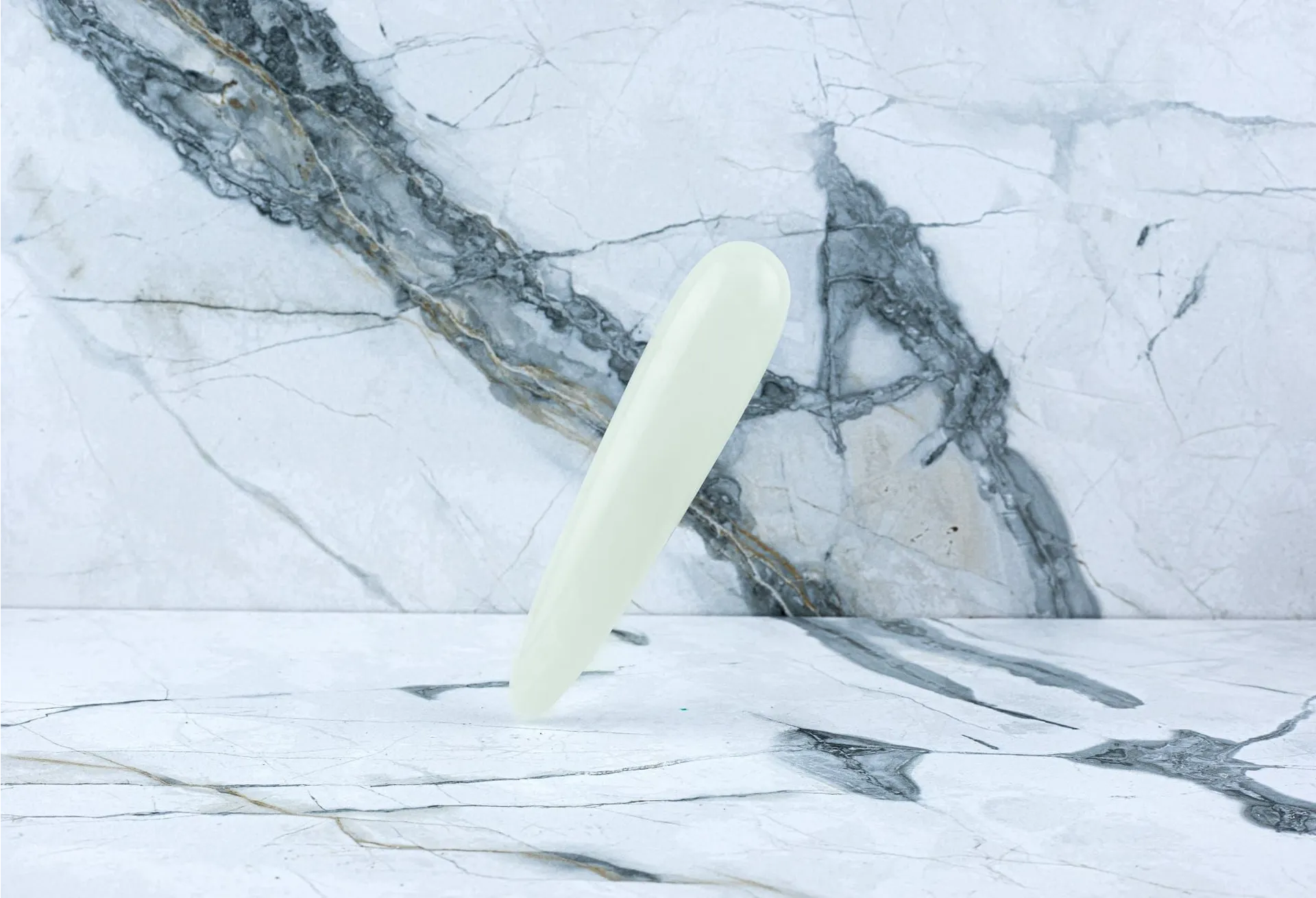 Kristall Dildo Sophia - Weiße Jade – Bild 2