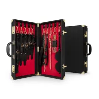 Bedroom Fantasies - Bondage-Koffer 13 Teile - Rindsleder Bedroom Fantasies - Bondage-Koffer 13 Teile - Rindsleder