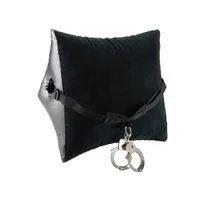 Fetish Fantasy Deluxe Position Master: Liebeskissen mit Handschellen, schwarz Fetish Fantasy Deluxe Position Master: Liebeskissen mit Handschellen, schwarz