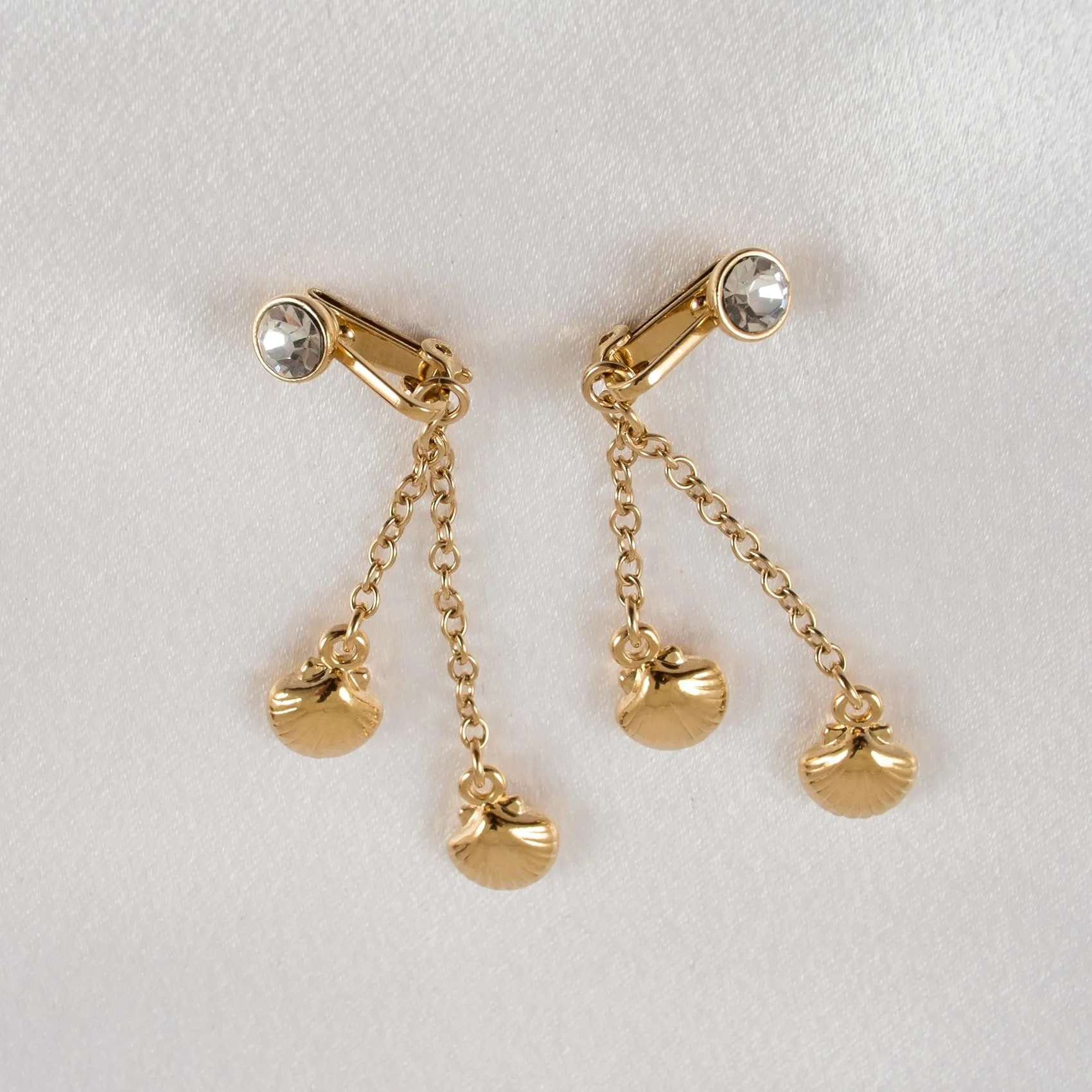 Sylvie Monthulé - Schamlippenklammern Ozean Sylvie Monthulé - Schamlippenklammern Ozean