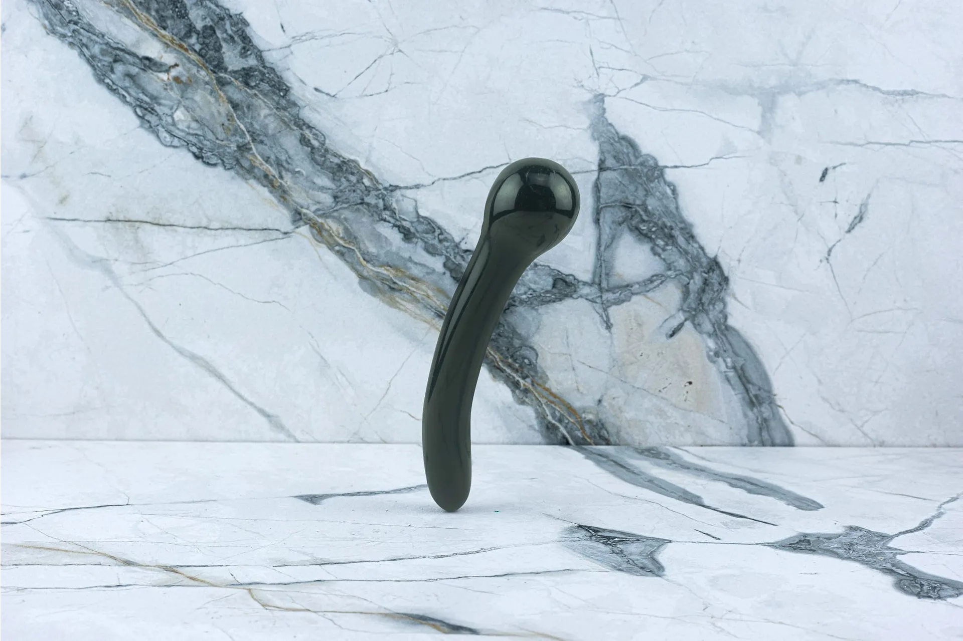 Kristall Dildo Olivia - Obsidian Kristall Dildo Olivia - Obsidian