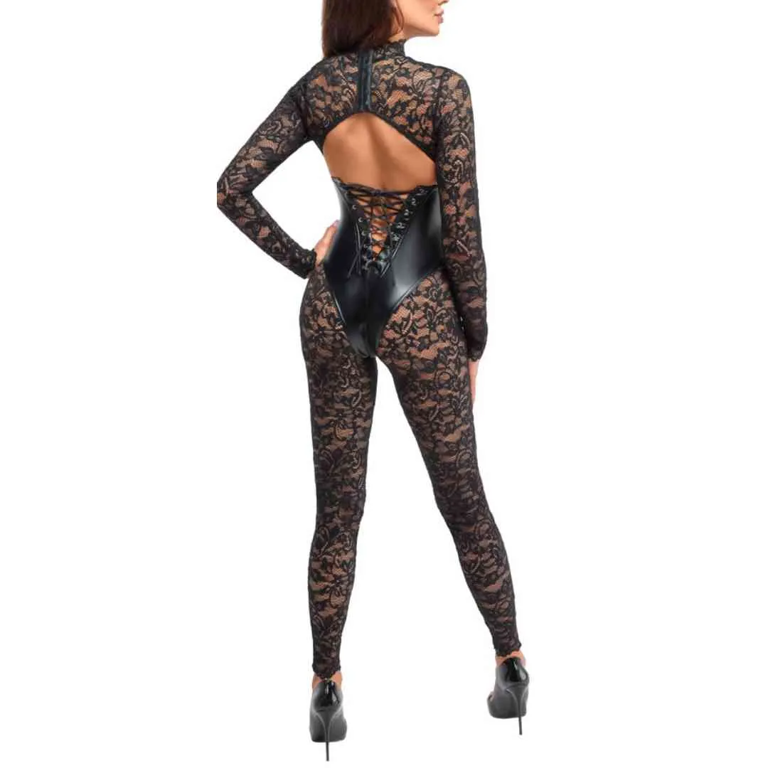 Overall mit Corsagen-Body im Wetlook – Bild 4