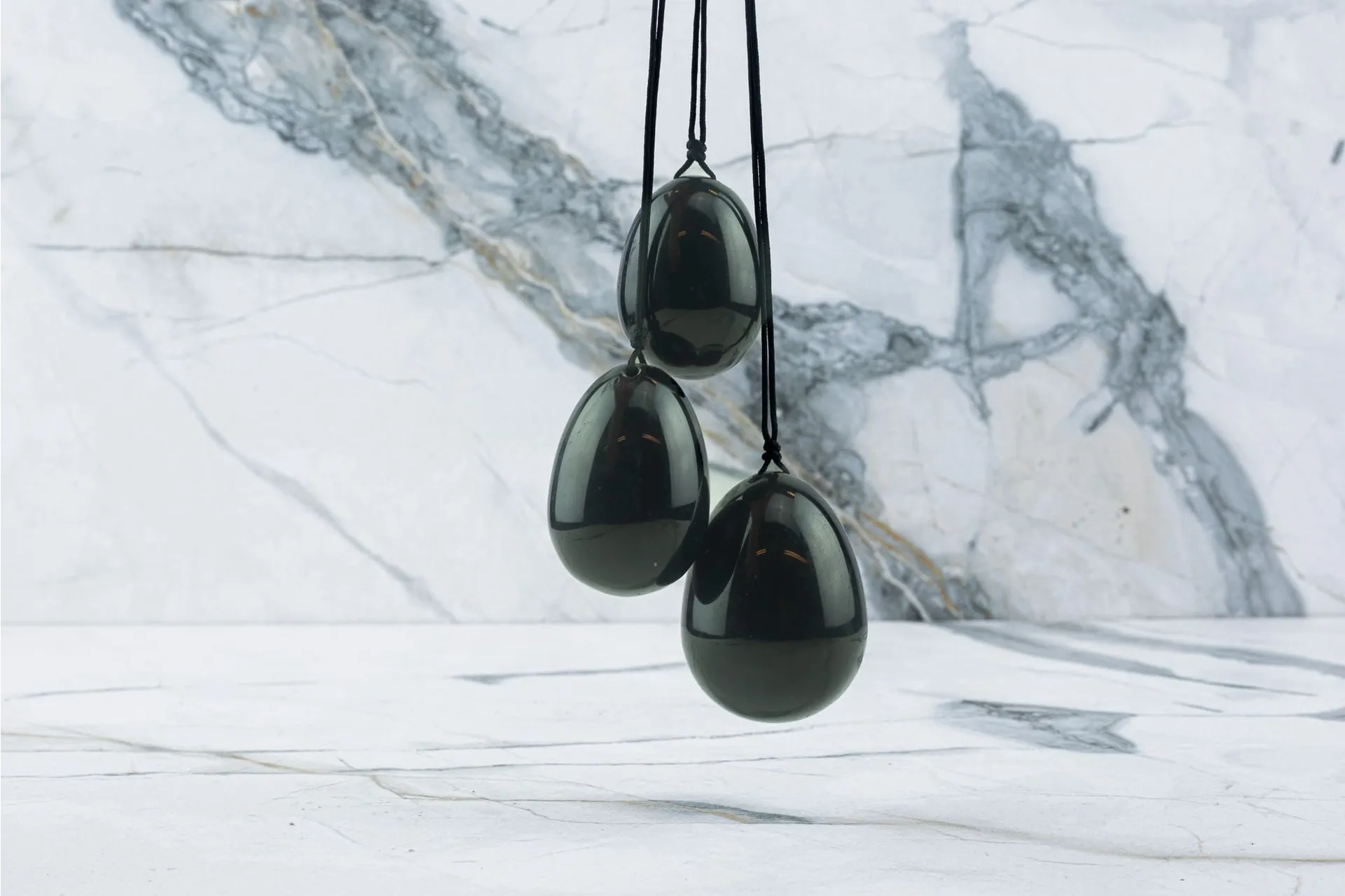 Yoni-Ei - Obsidian (Satz) Yoni-Ei - Obsidian (Satz)