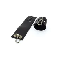 Leder-Fußfesseln mit Karabinerhaken, schwarz Leder-Fußfesseln mit Karabinerhaken, schwarz