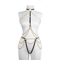 Elif Domanic - Kamelien-Set Größe S Elif Domanic - Kamelien-Set Größe S