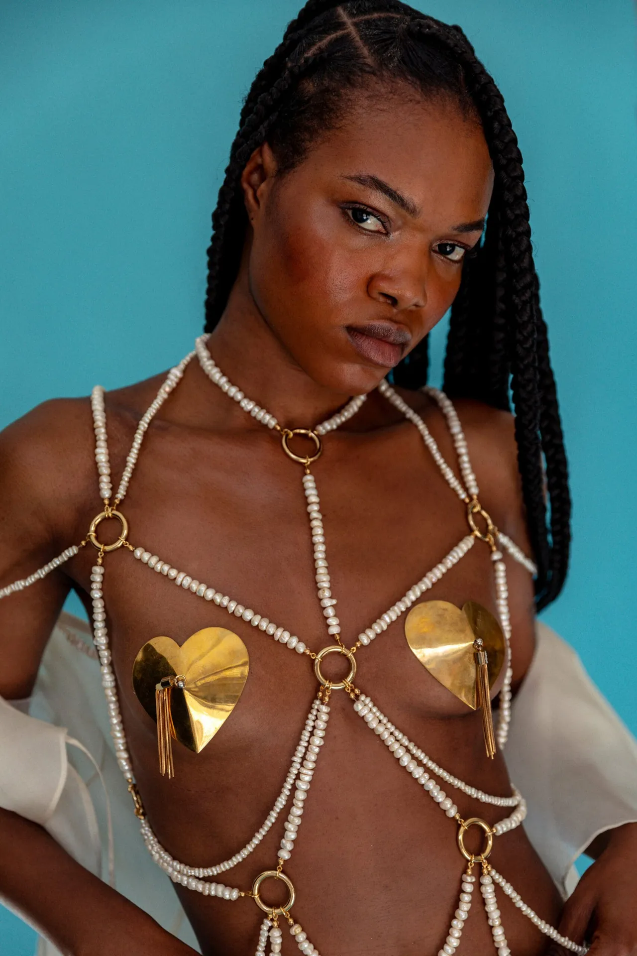 Elif Domanic - Messingpasteten in Herzform Elif Domanic - Messingpasteten in Herzform