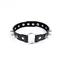 Halsband mit Metall Spikes Halsband mit Metall Spikes
