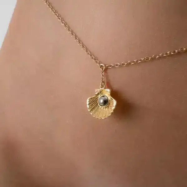 Sylvie Monthulé - Hüftkette Geheimnis des Ozeans Sylvie Monthulé - Hüftkette Geheimnis des Ozeans