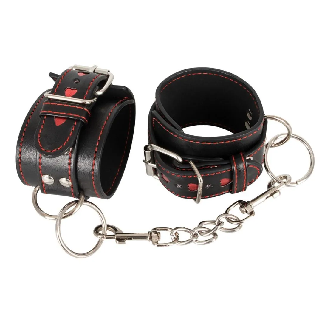 Handfessel im Lederlook mit ausgestanzten Herzen – Bild 3