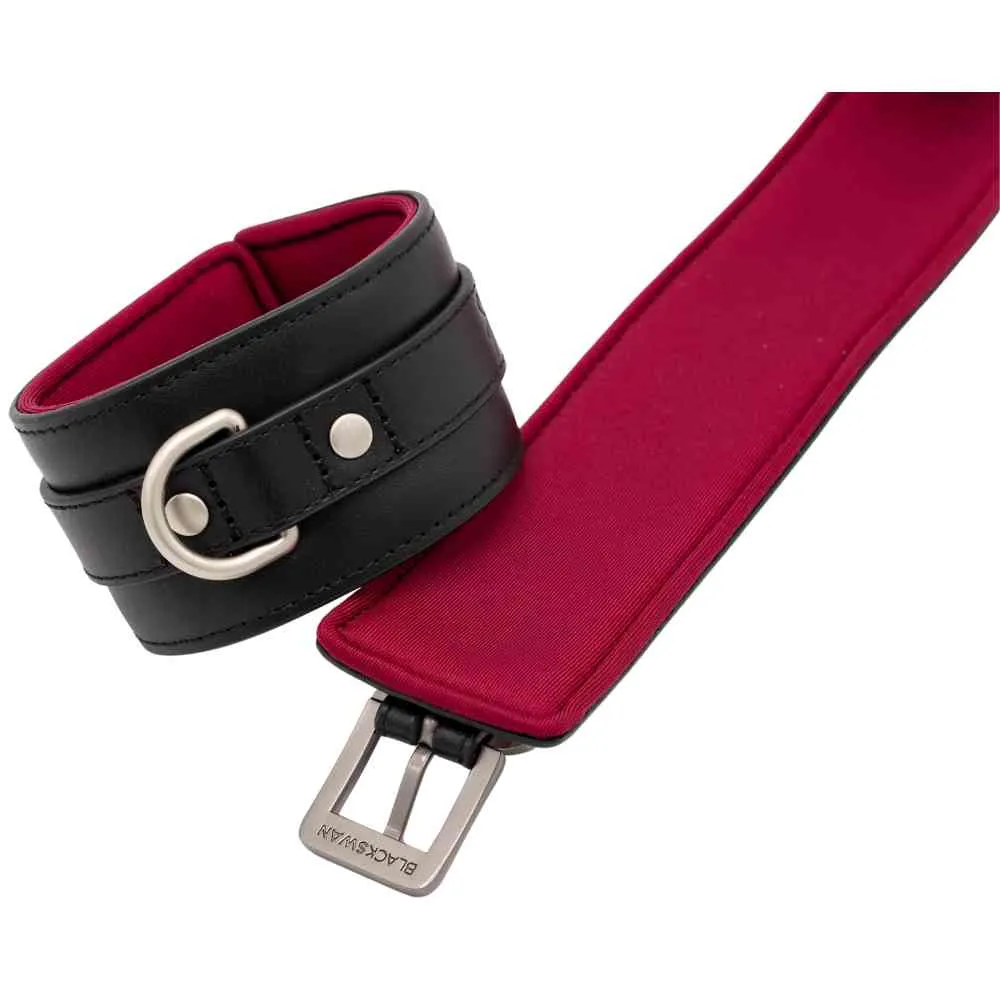 Leder-Fußfesseln "Black Berry" – Bild 3